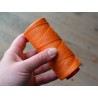 Fil ciré couture point sellier orange polyester 150m Cuir en Stock