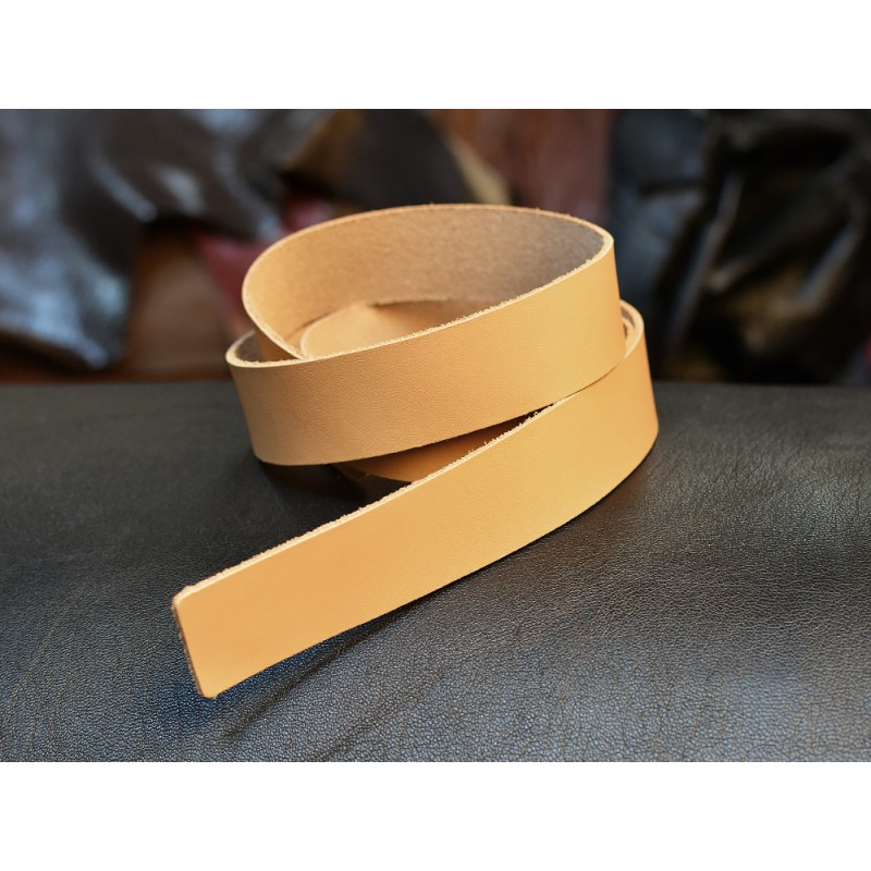 Bande de cuir 25 mm tannage végétal - Cuir en Stock Bande de cuir 25 mm tannage végétal - Cuir en Stock