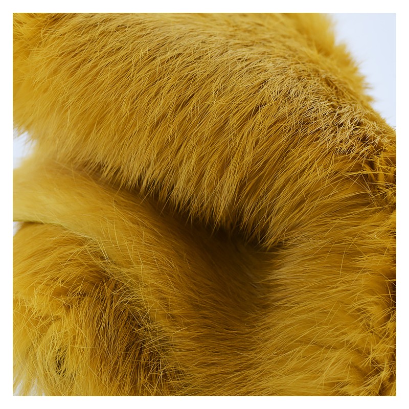 Peau de lapin en poil jaune moutarde - Cuir en Stock Peau de lapin en poil jaune moutarde - Cuir en Stock