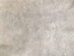 Détail cuir de buffle gris beige nuancé maroquinerie Cuirenstock