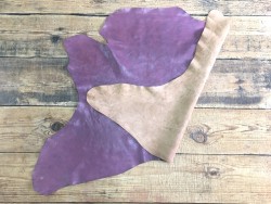 Peau de cuir de buffle végétal naturel bordeaux cuir en stock