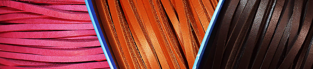 Lacet de cuir carré - Vendu au mètre - Cuir en Stock