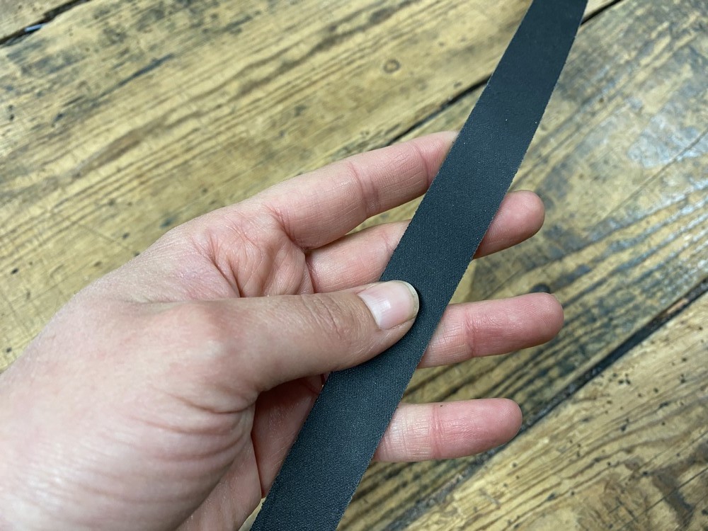 QUARKZMAN 2.2 Yard 15mm Cordon En Cuir Plat De 15mm, Bandes De Cuir De 2mm D'Épaisseur Pour La Fabrication D'Artisanat DIY Bracelet Sangle De Sac à