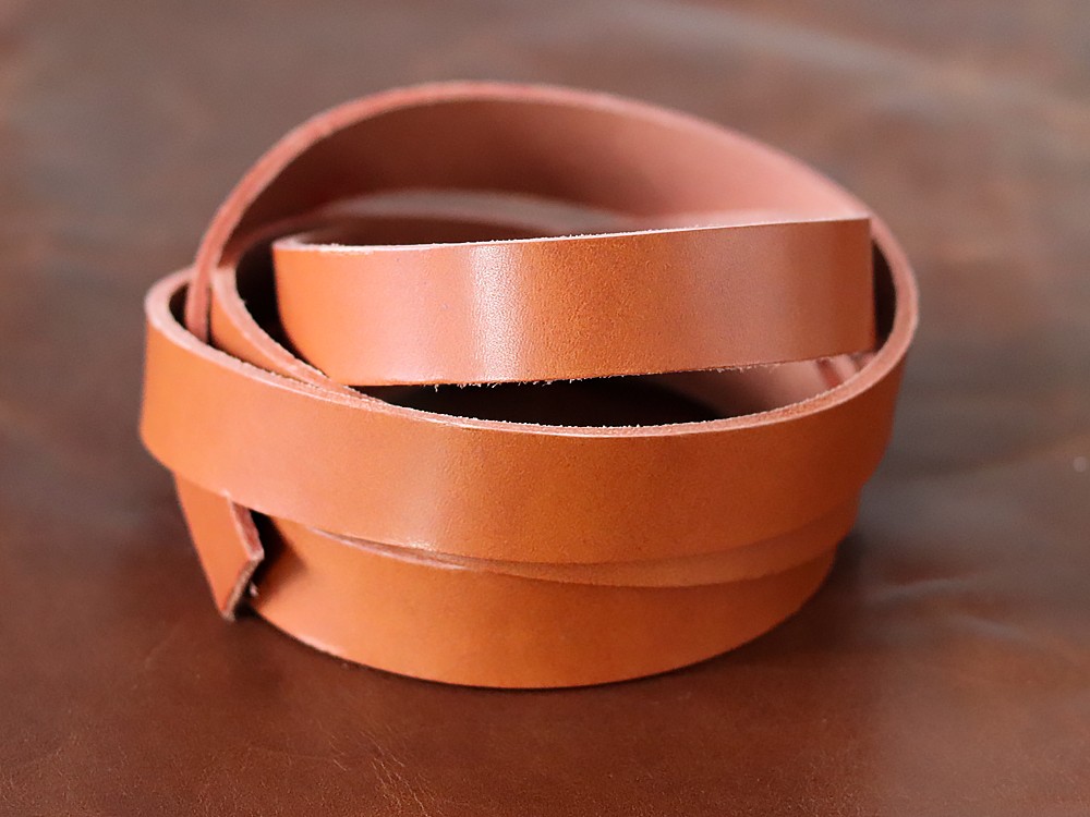 Bande sangle de cuir collet Tannage Vegetal Cognac Cuir en Stock