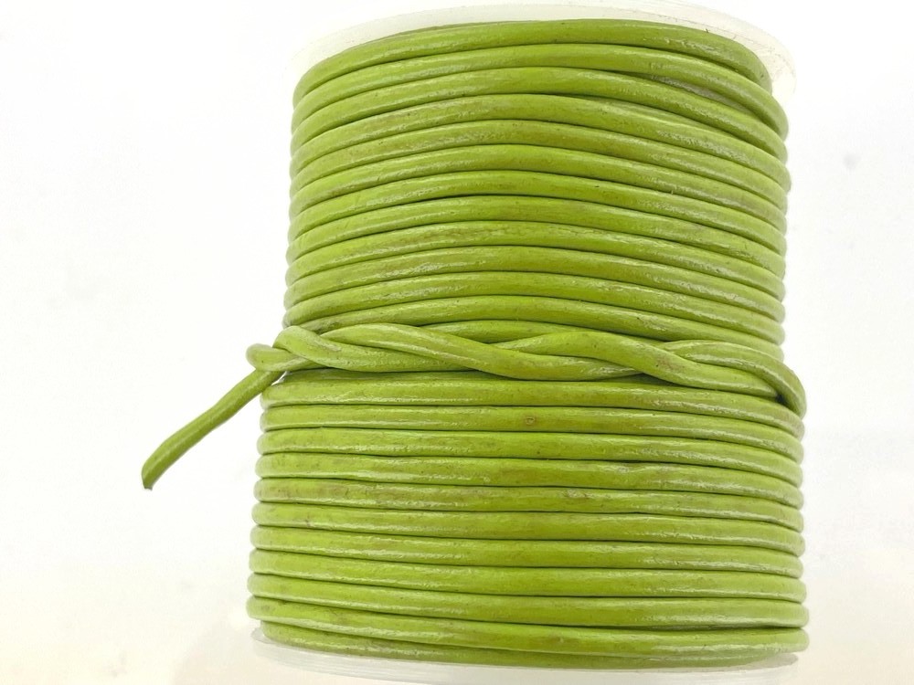 Lacet de cuir rond vert accessoire ou bijou Cuir en Stock