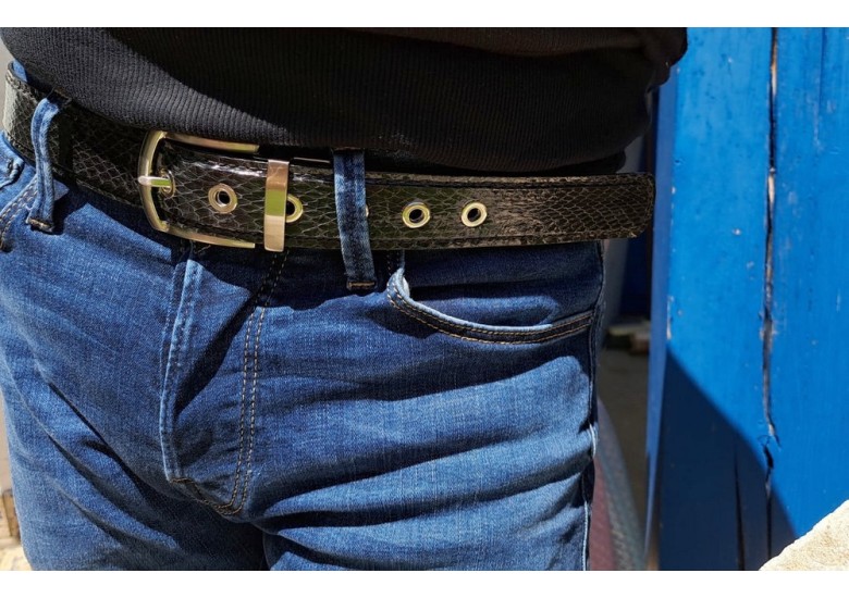 La ceinture homme en cuir de serpent de "Lulu"