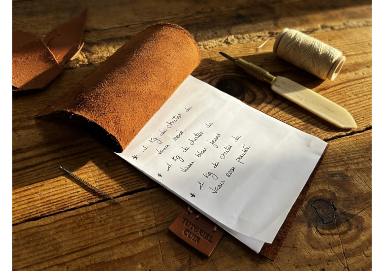 DIY cuir : fabriquez facilement un bloc-note en cuir avec des chutes